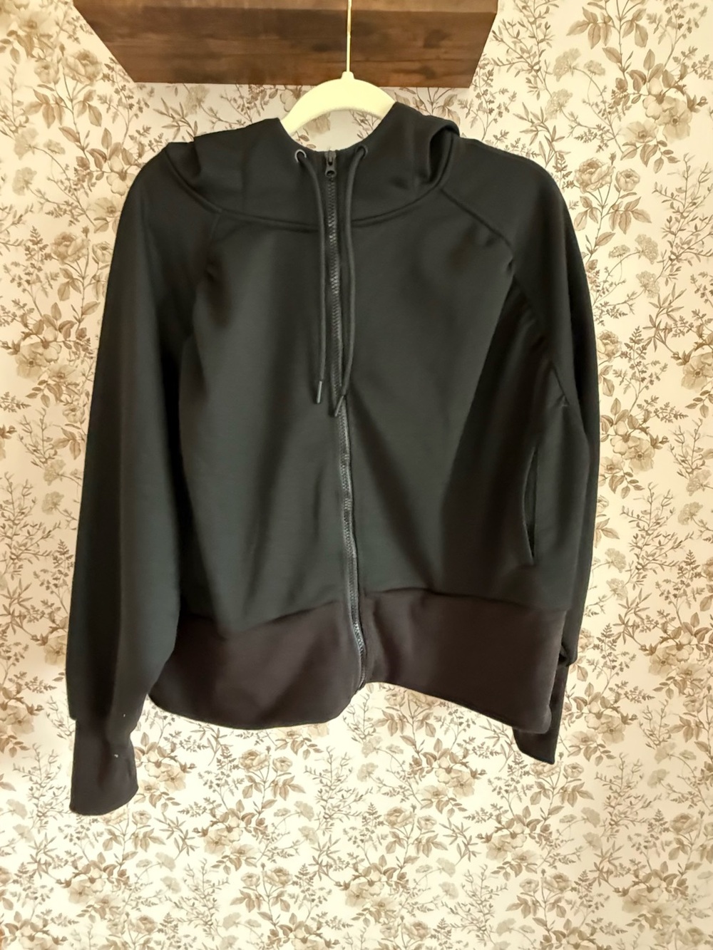 Halara Hooded Drawstring Zipper Long Sleeve